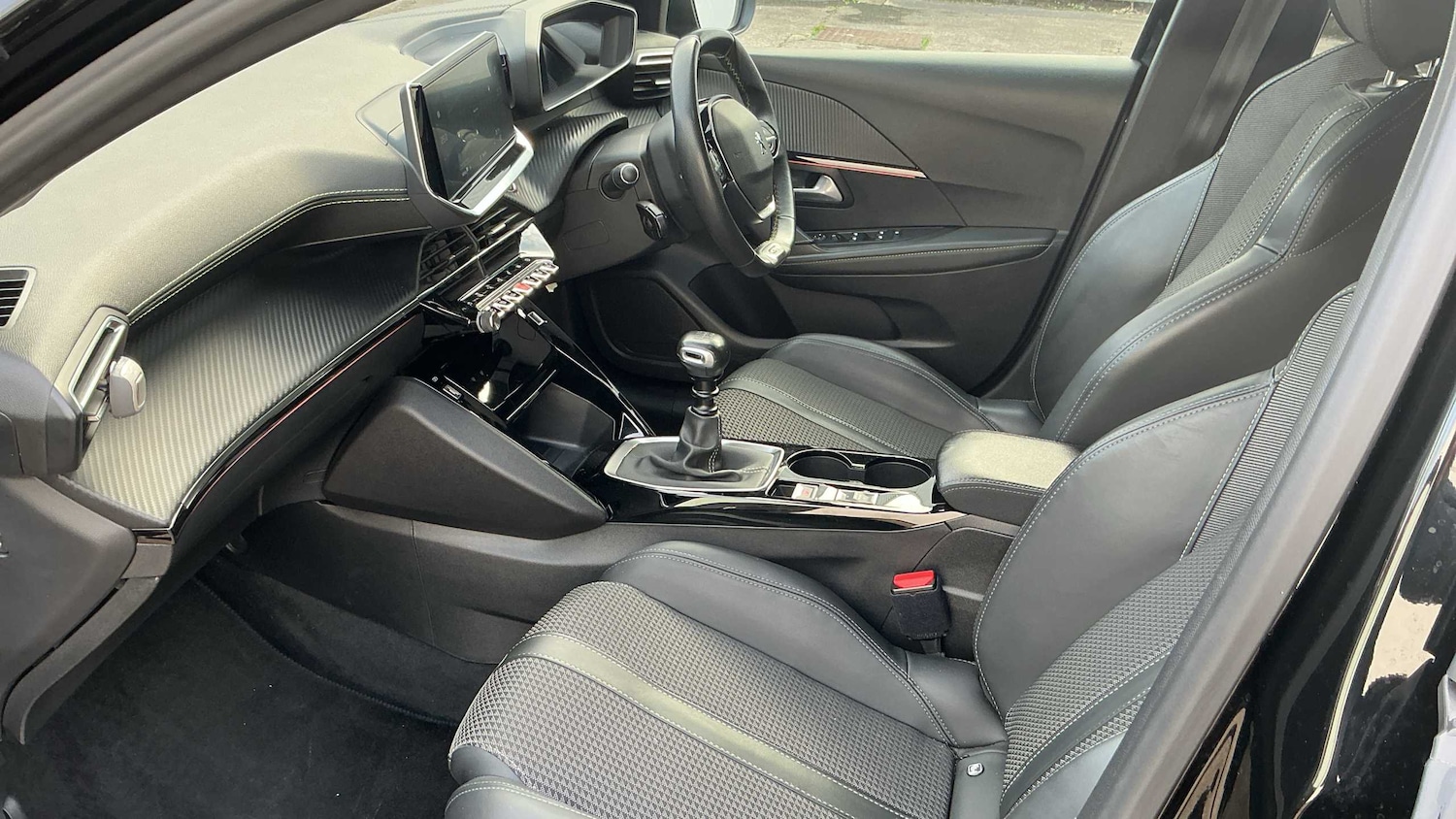 Used Peugeot 208 2021 for sale - 76705237: Photo 17