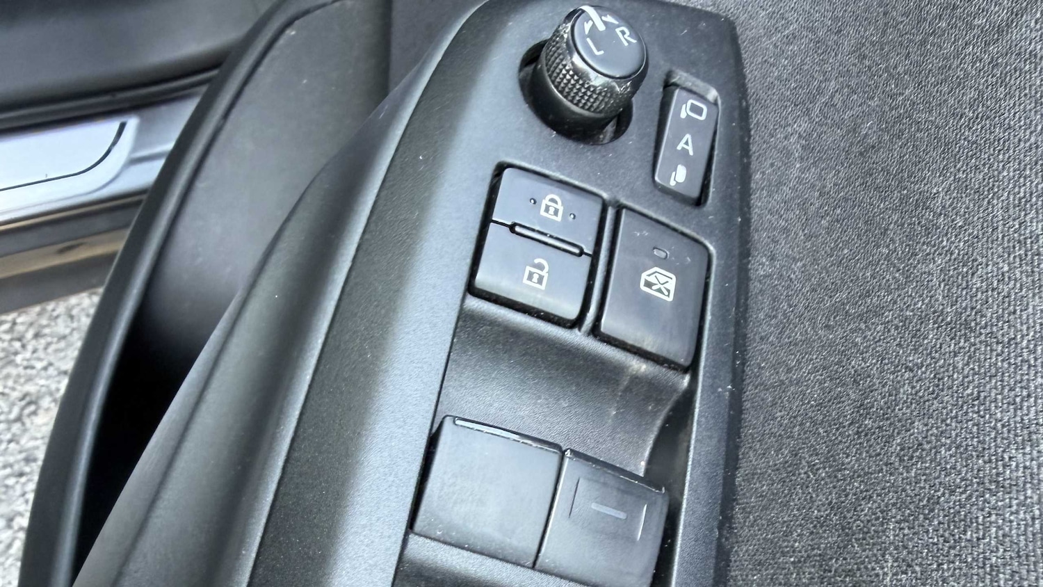 Used Toyota Yaris Cross 2023 for sale - 77960725: Photo 9