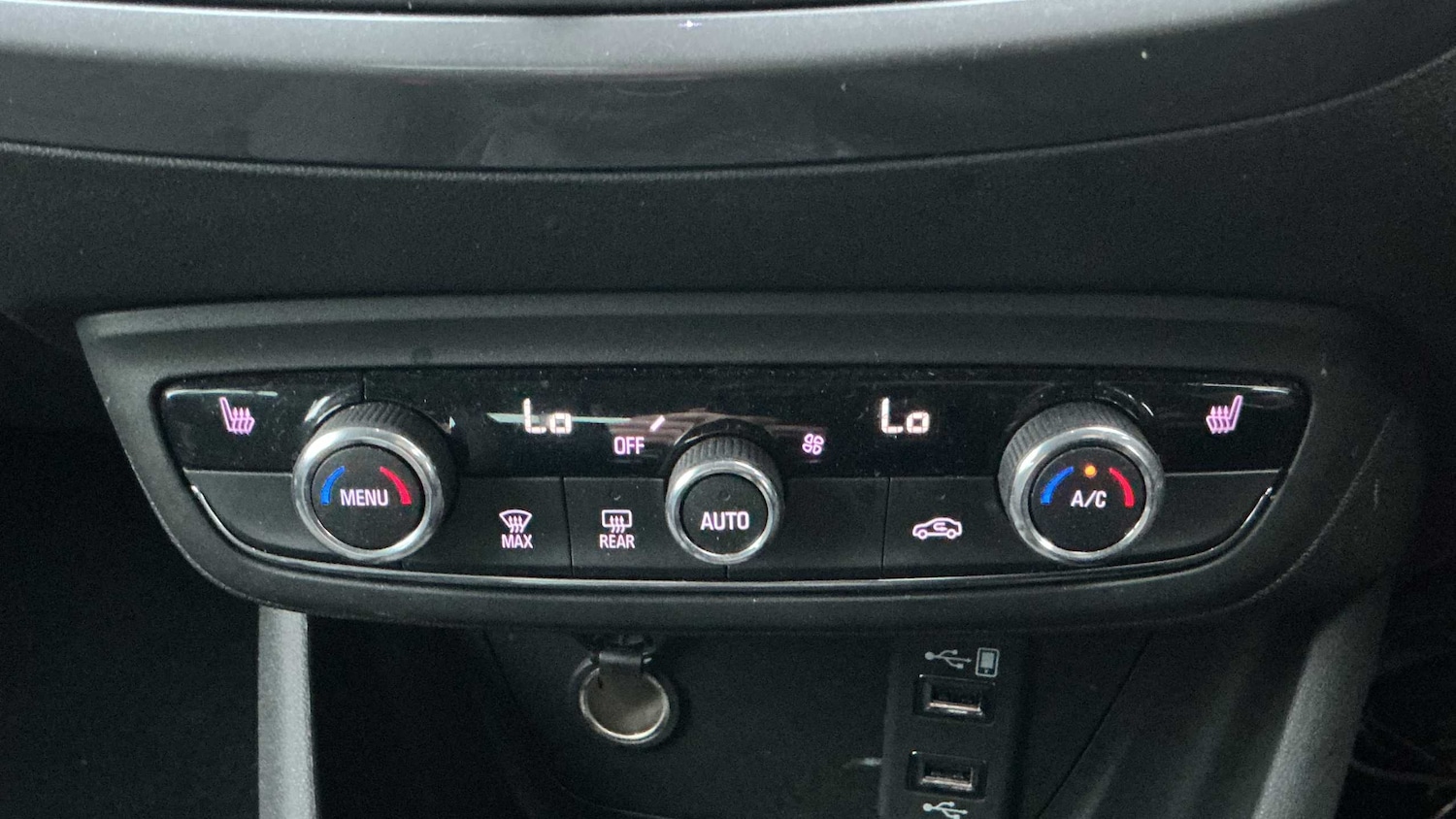 Used Vauxhall Crossland 2022 for sale - 76915985: Photo 20