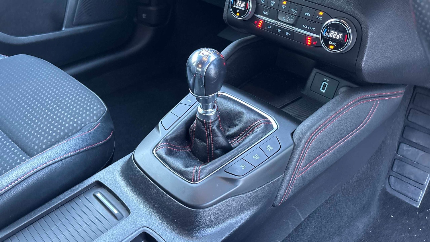 Used Ford Focus 2019 for sale - 76902344: Photo 9