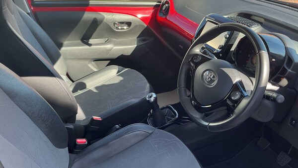 Used Toyota AYGO 2015 for sale - 76316136: Photo 14