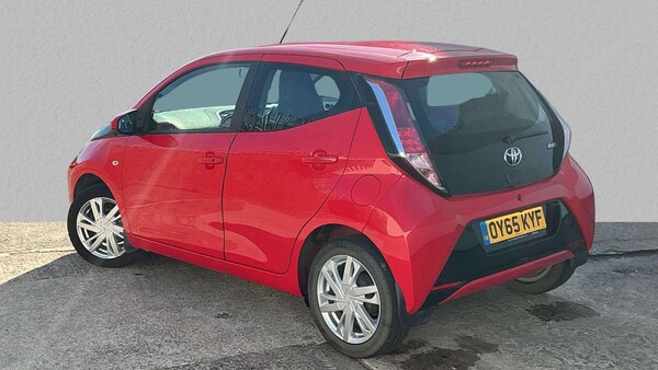 Used Toyota AYGO 2015 for sale - 76316136: Photo 4