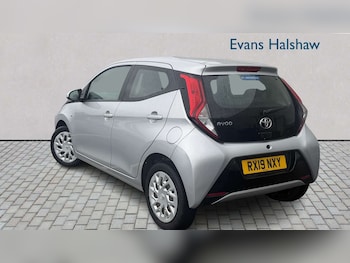 Used Toyota AYGO 2019 for sale - 78625184: Photo