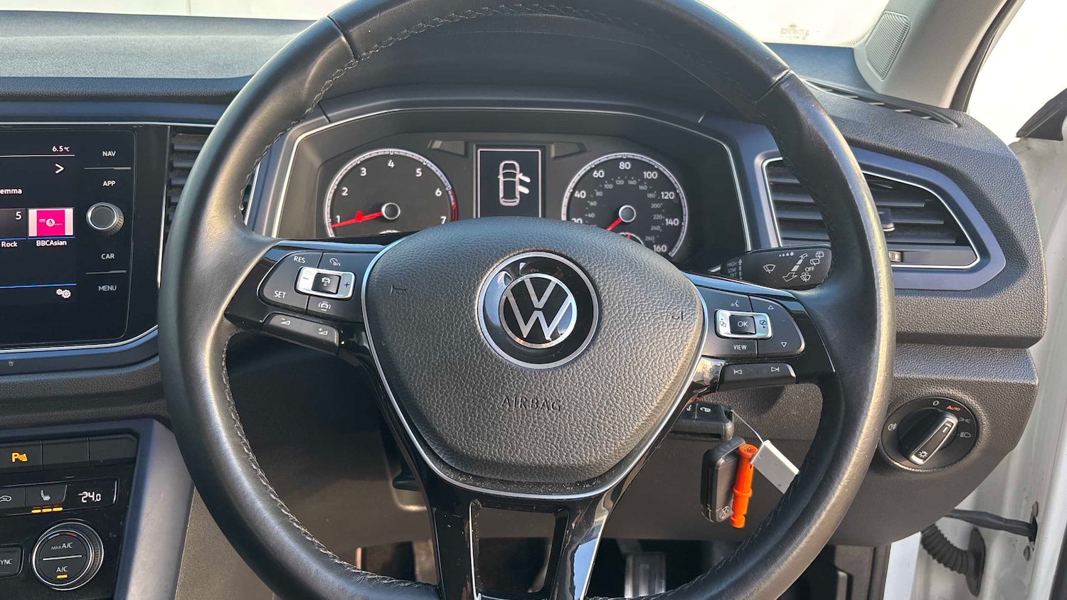 Used Volkswagen T-Roc 2020 for sale - 76610478: Photo 11