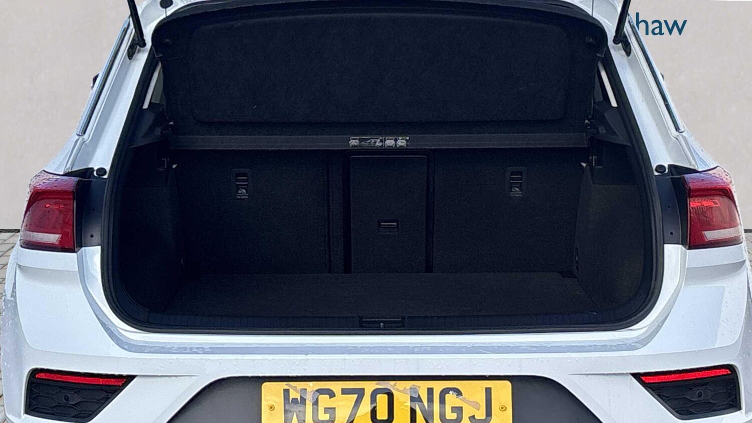 Used Volkswagen T-Roc 2020 for sale - 76610478: Photo 7