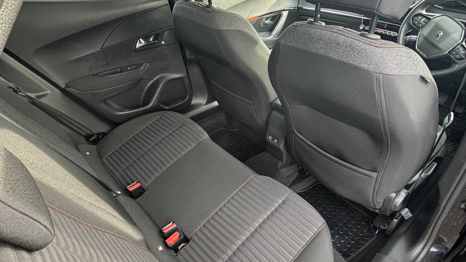 Used Peugeot 2008 2023 for sale - 77472682: Photo 15