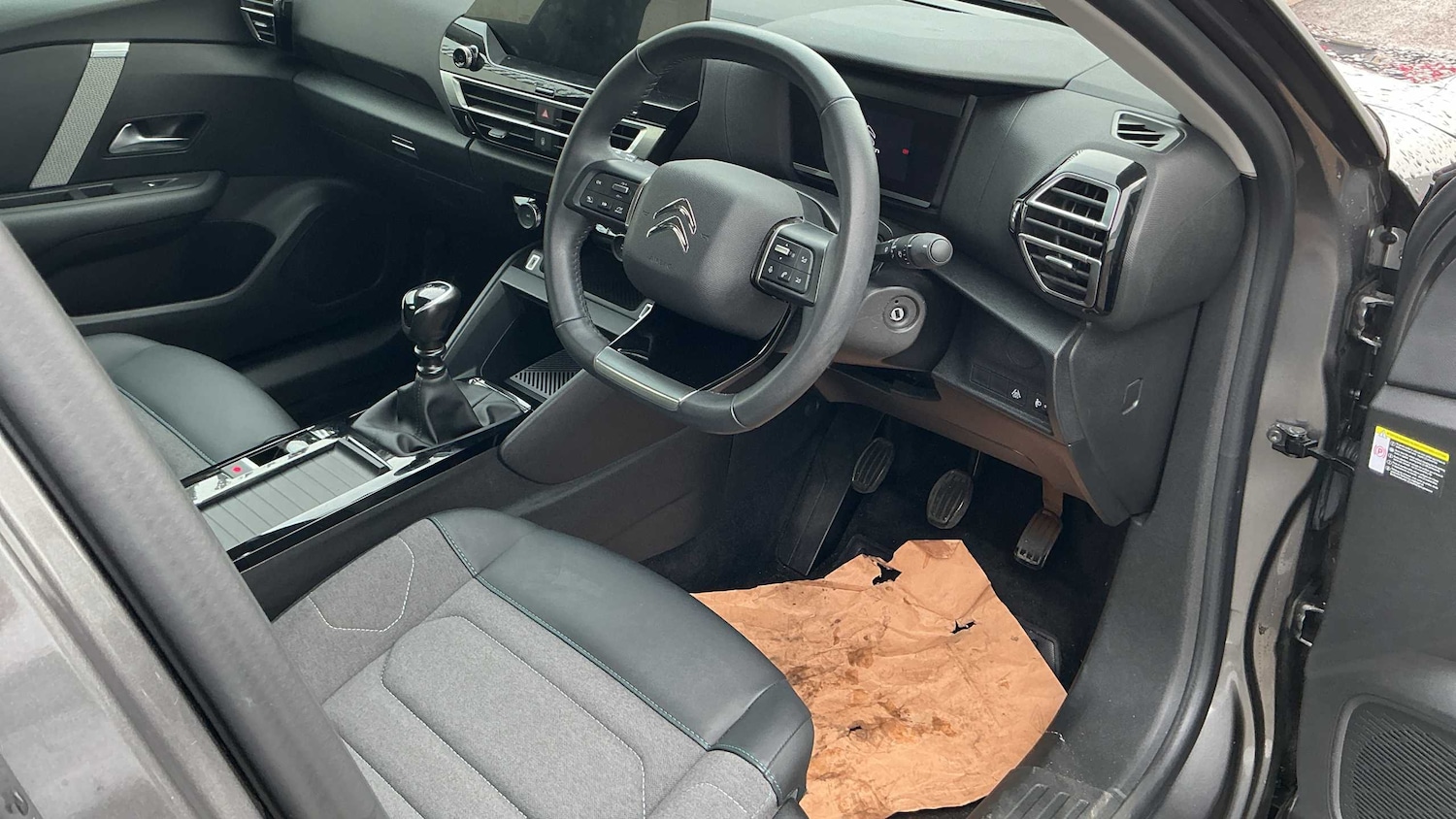 Used Citroen C4 2023 for sale - 76718086: Photo 8