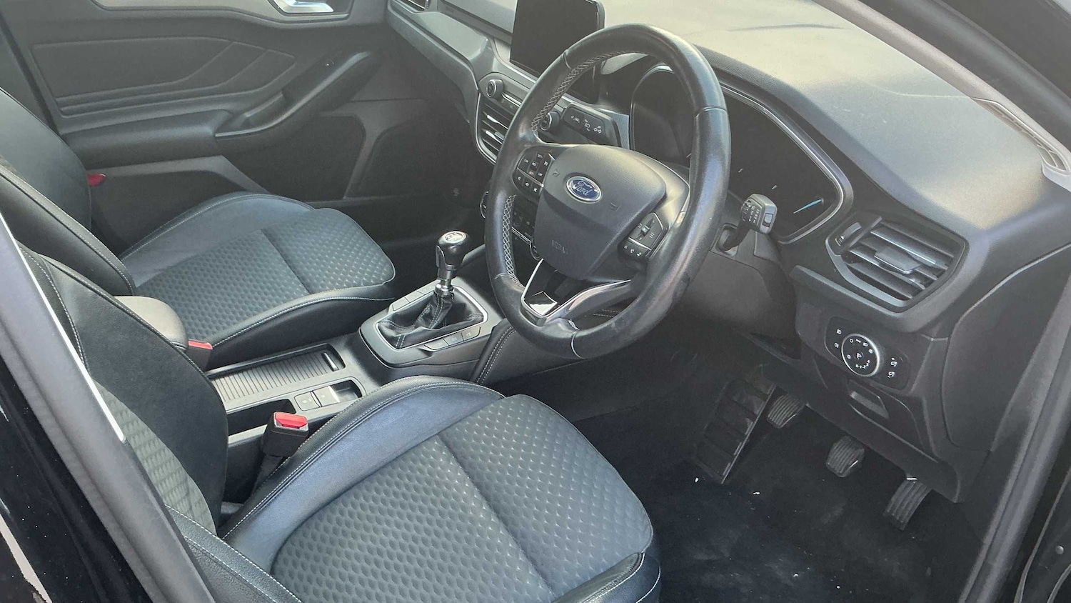 Used Ford Focus 2019 for sale - 76351734: Photo 7