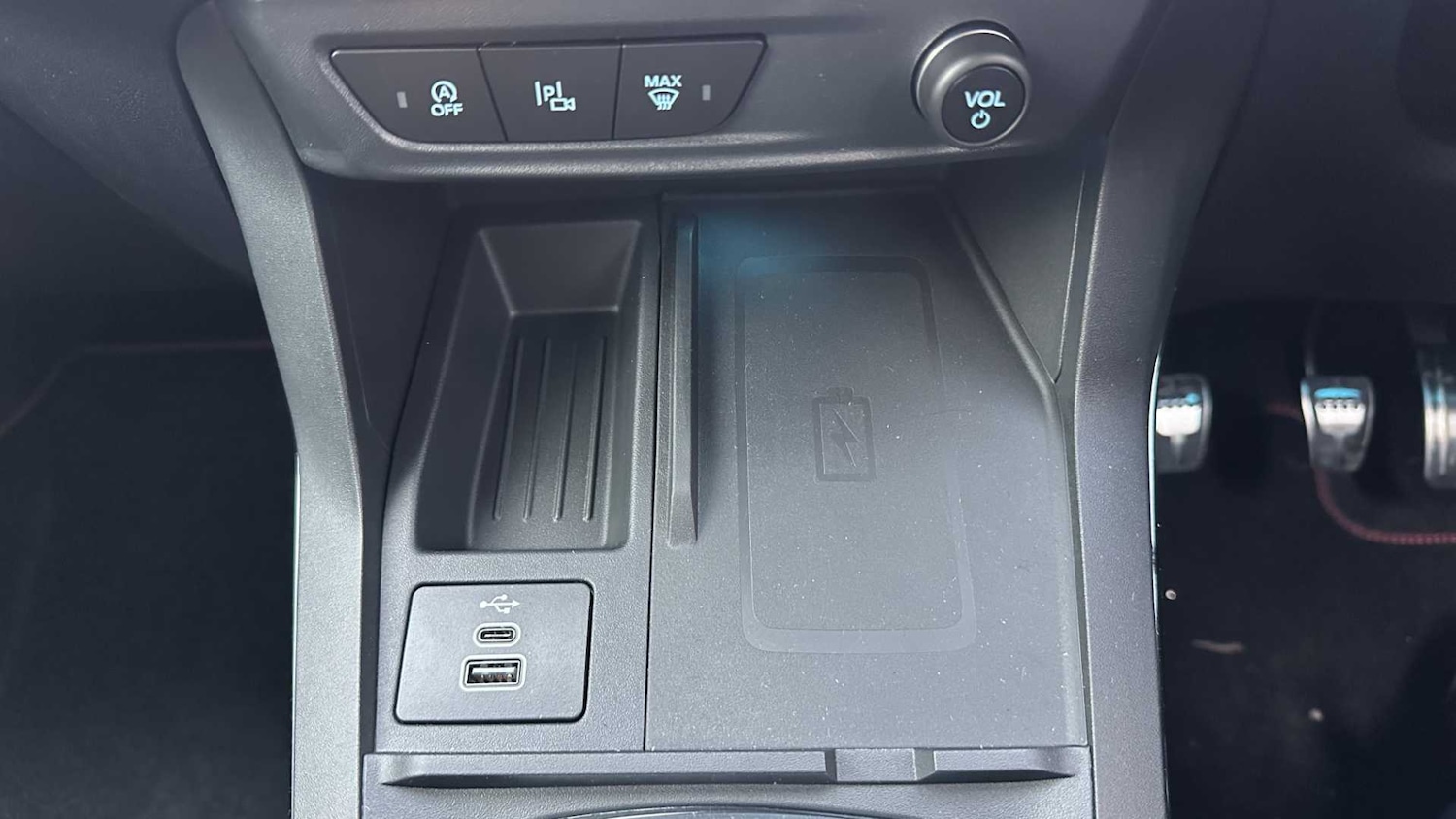 Used Ford Puma 2024 for sale - 76842833: Photo 25