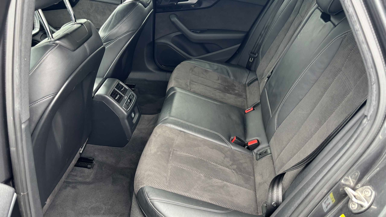 Used Audi A4 2020 for sale - 78052188: Photo 25