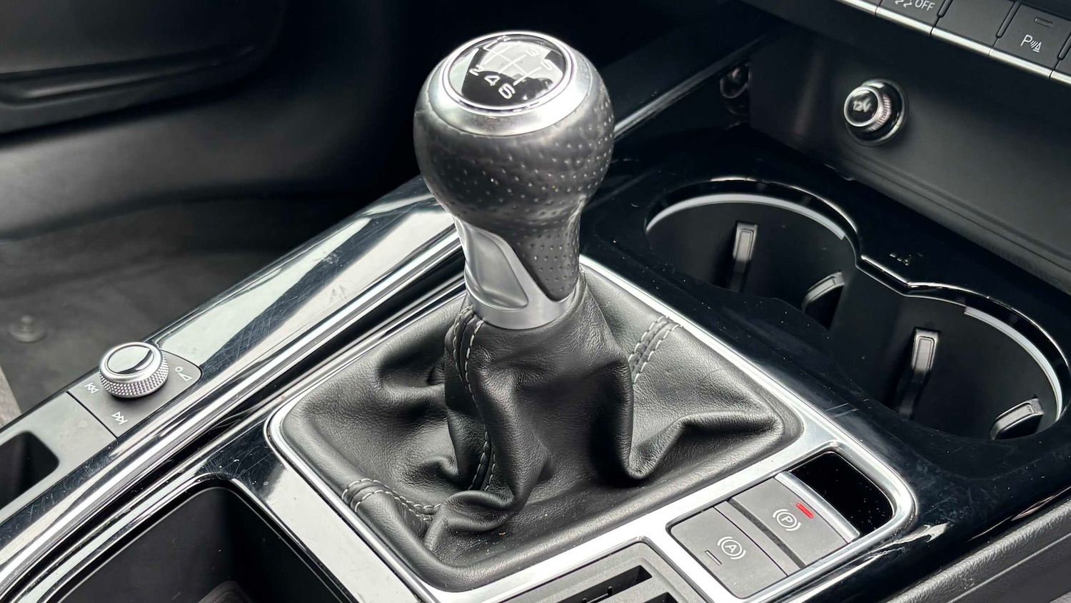 Used Audi A4 2020 for sale - 78052188: Photo 9