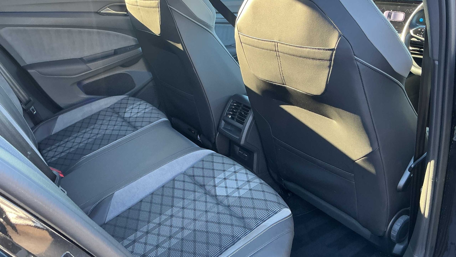 Used Volkswagen Golf 2020 for sale - 76789280: Photo 11