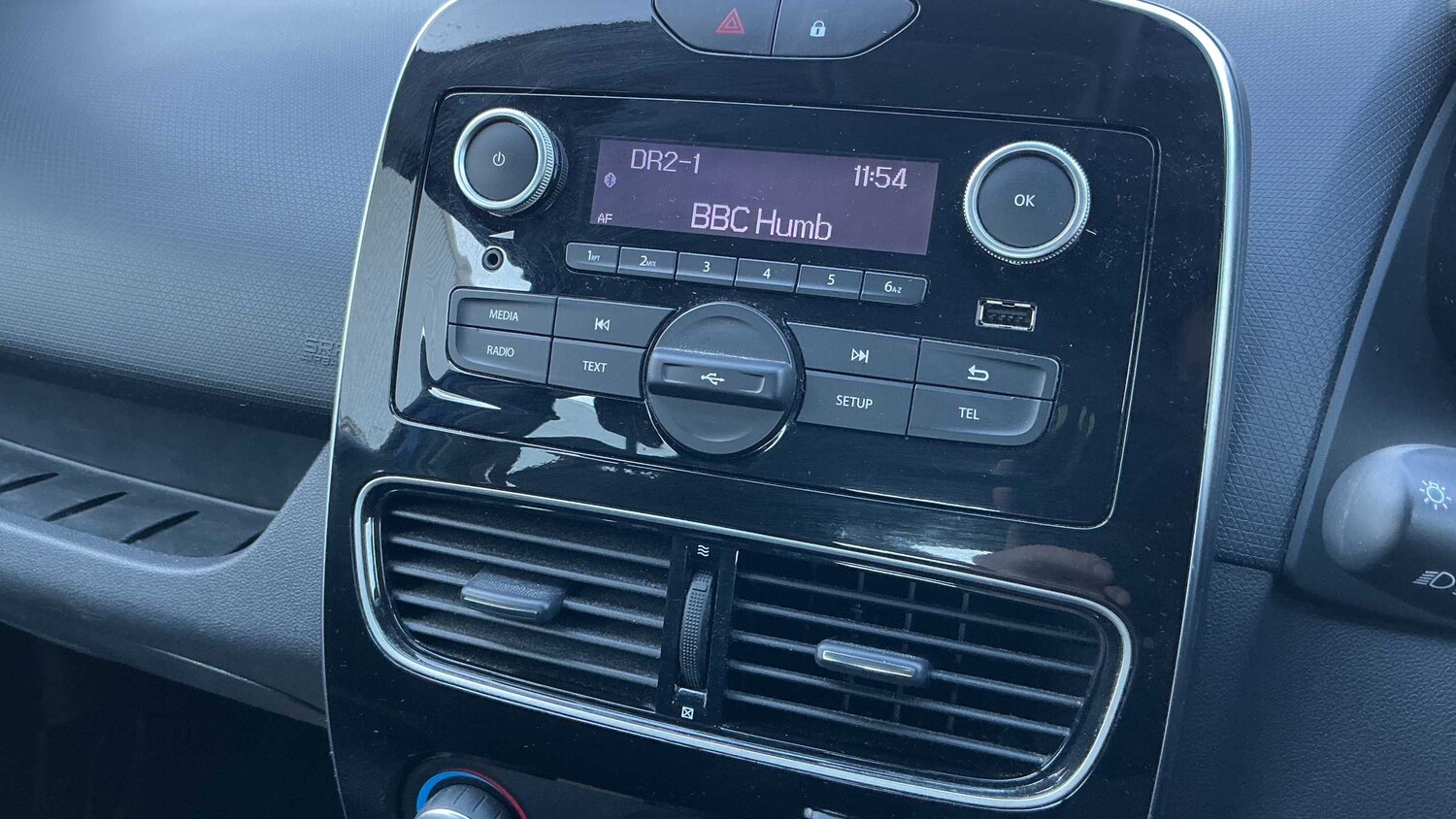 Used Renault Clio 2018 for sale - 77112310: Photo 17