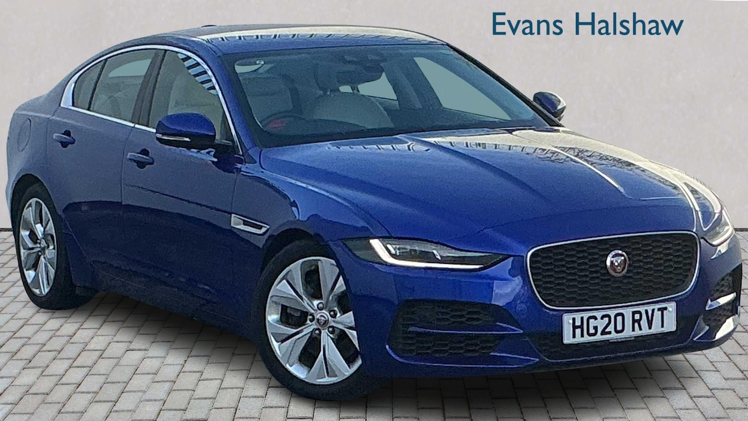 Used Jaguar XE 2020 for sale - 76576023: Photo 1