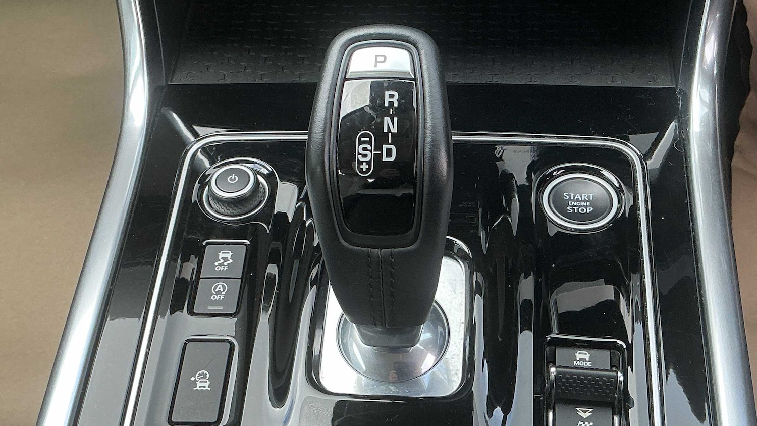 Used Jaguar XE 2020 for sale - 76576023: Photo 11