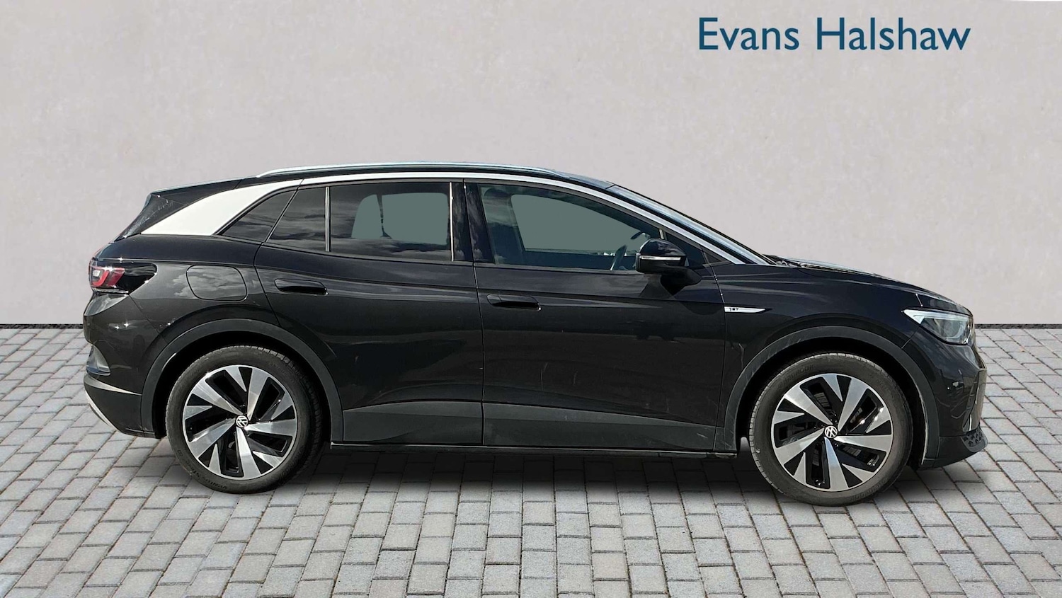 Used Volkswagen ID.4 2021 for sale - 77943354: Photo 3