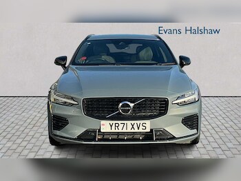 Used Volvo V60 2021 for sale - 77281912: Photo