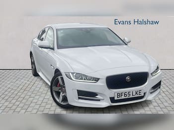 Used Jaguar XE 2015 for sale - 79834039: Photo