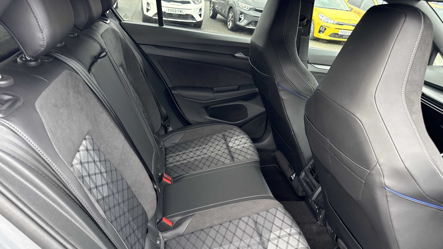 Used Volkswagen Golf 2024 for sale - 76718140: Photo 10