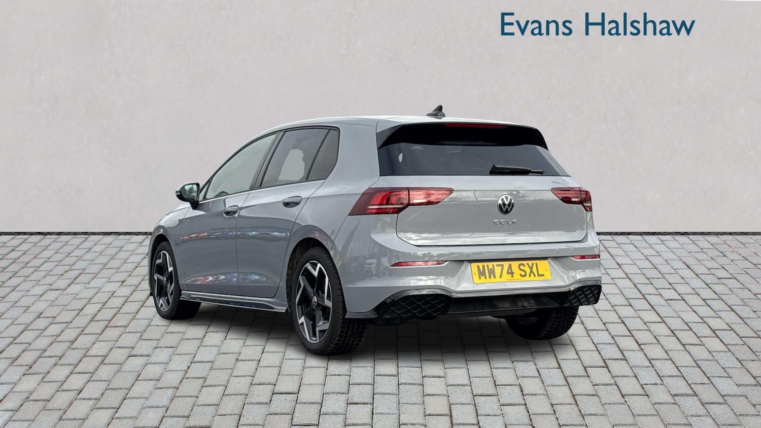 Used Volkswagen Golf 2024 for sale - 76718140: Photo 2