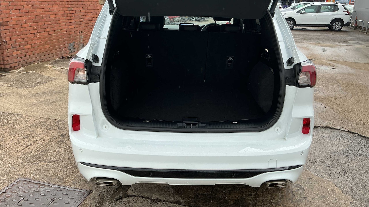 Used Ford Kuga 2022 for sale - 75812709: Photo 12