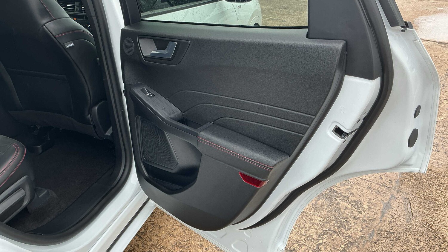 Used Ford Kuga 2022 for sale - 75812709: Photo 30