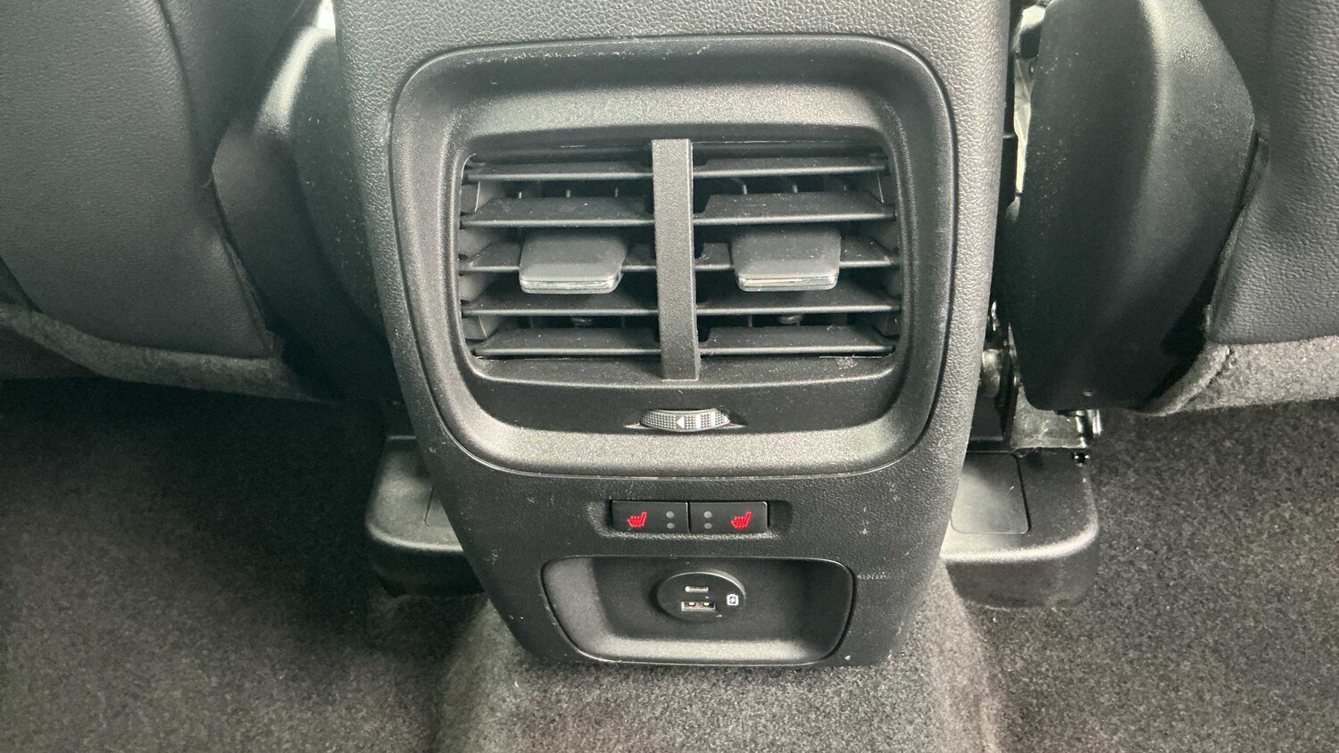 Used Ford Kuga 2022 for sale - 75812709: Photo 31