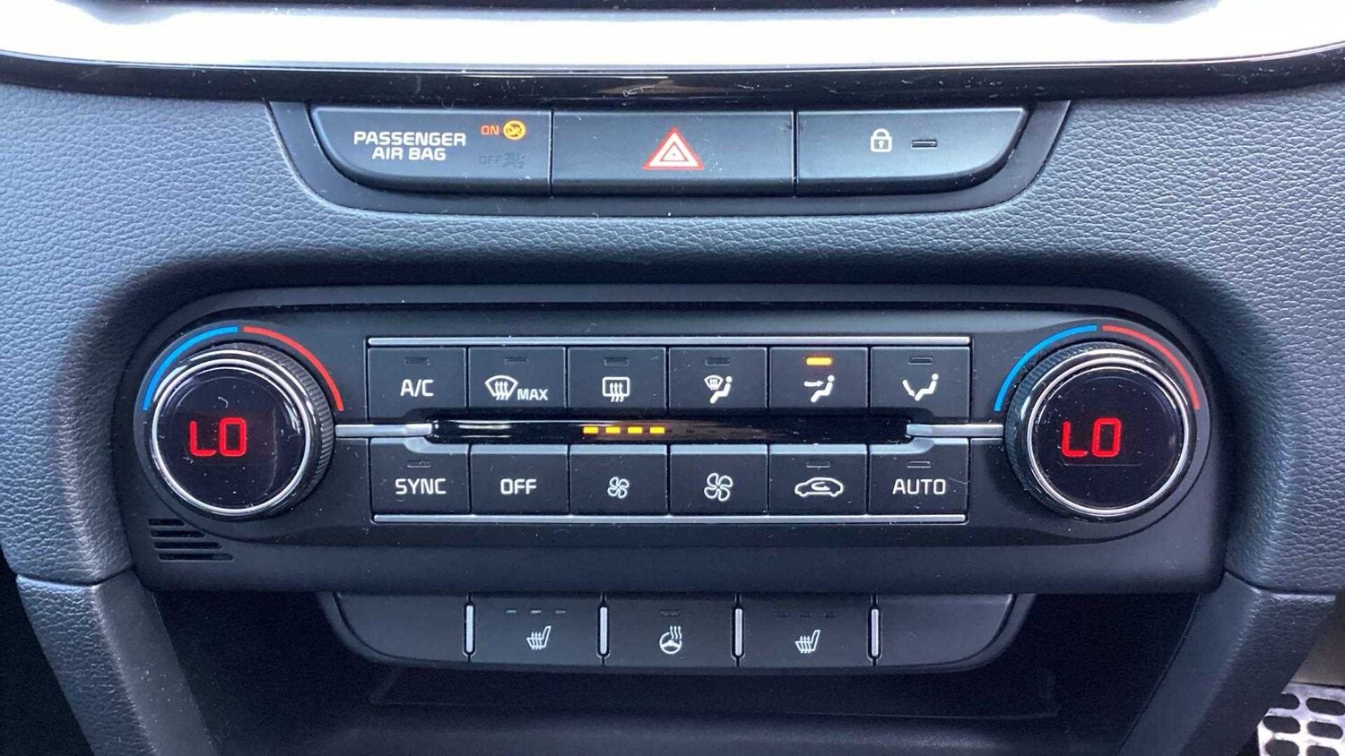 Used Kia XCeed 2023 for sale - 75813472: Photo 21