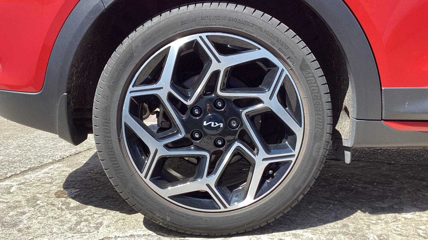 Used Kia XCeed 2023 for sale - 75813472: Photo 9