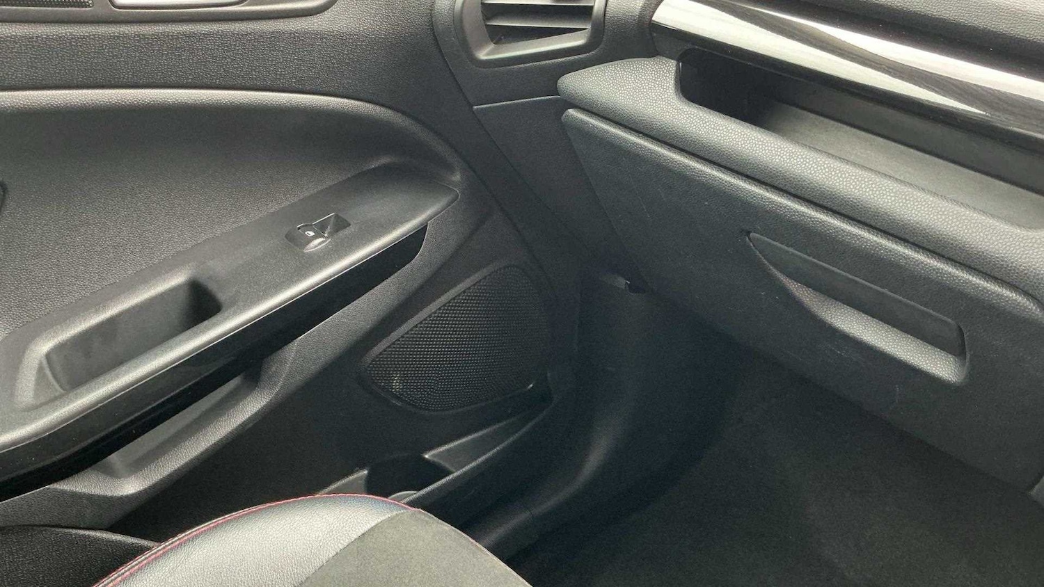 Used Ford Ecosport 2019 for sale - 76978887: Photo 30