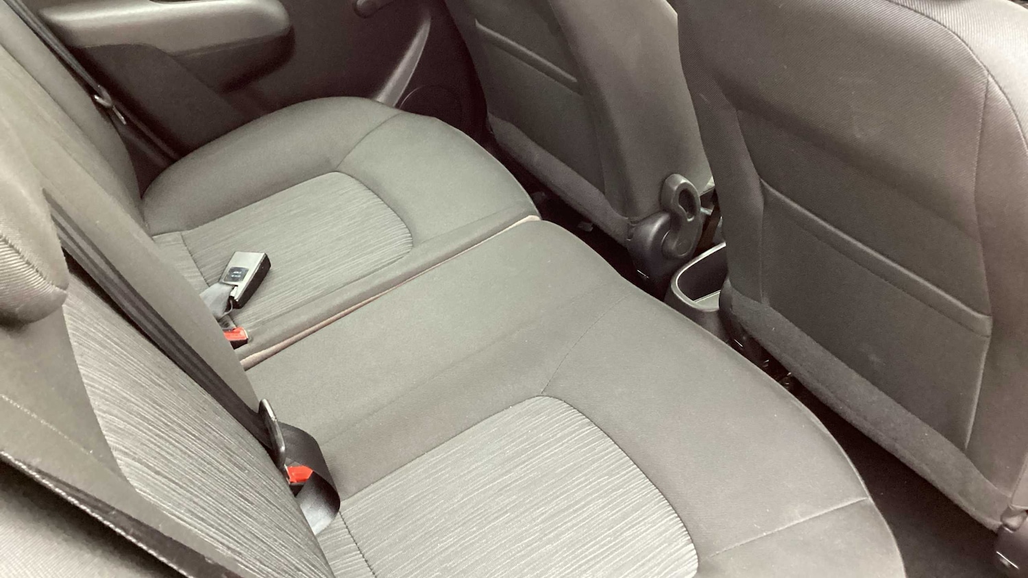 Used Hyundai i10 2013 for sale - 76524036: Photo 14