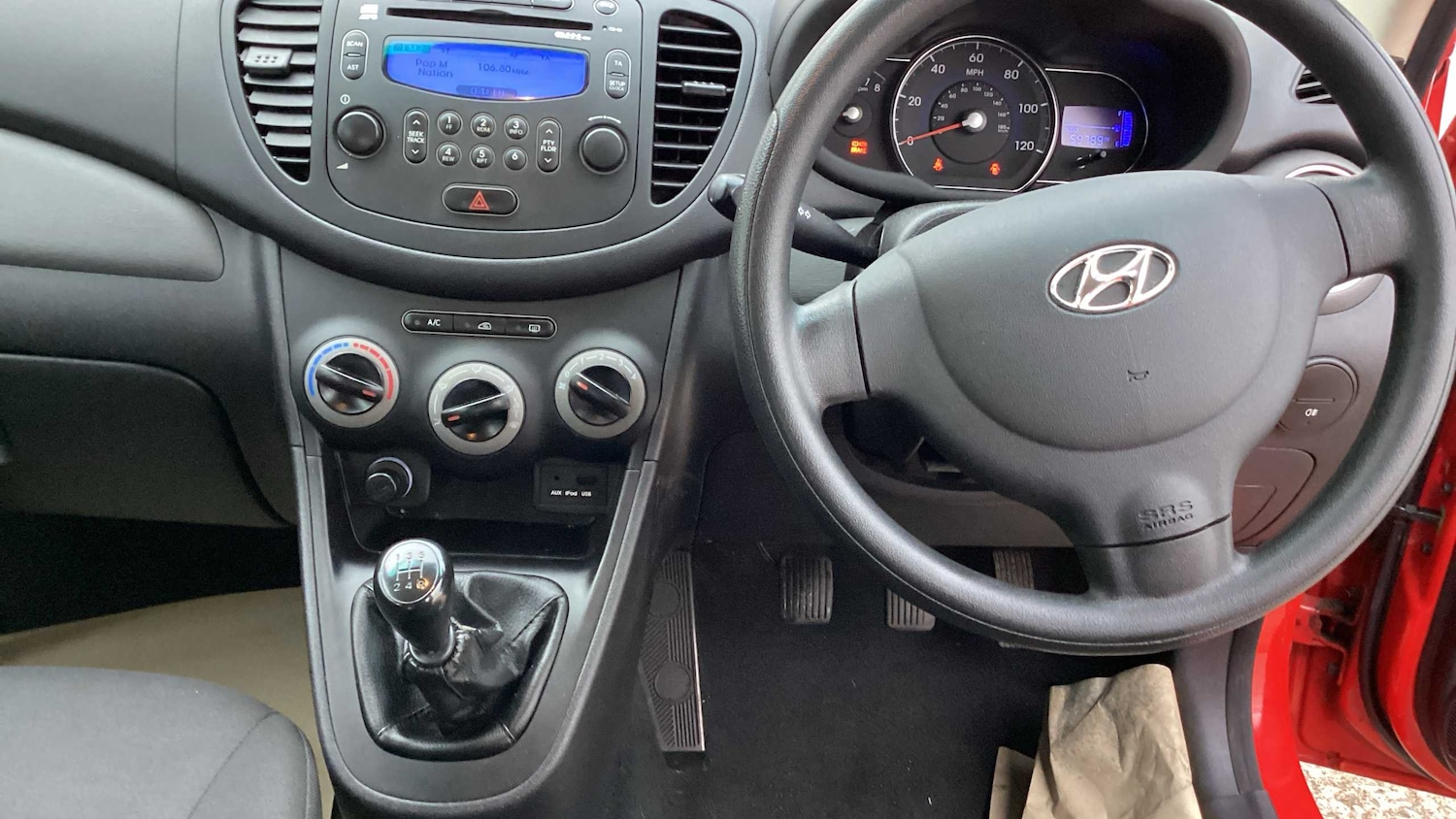 Used Hyundai i10 2013 for sale - 76524036: Photo 15