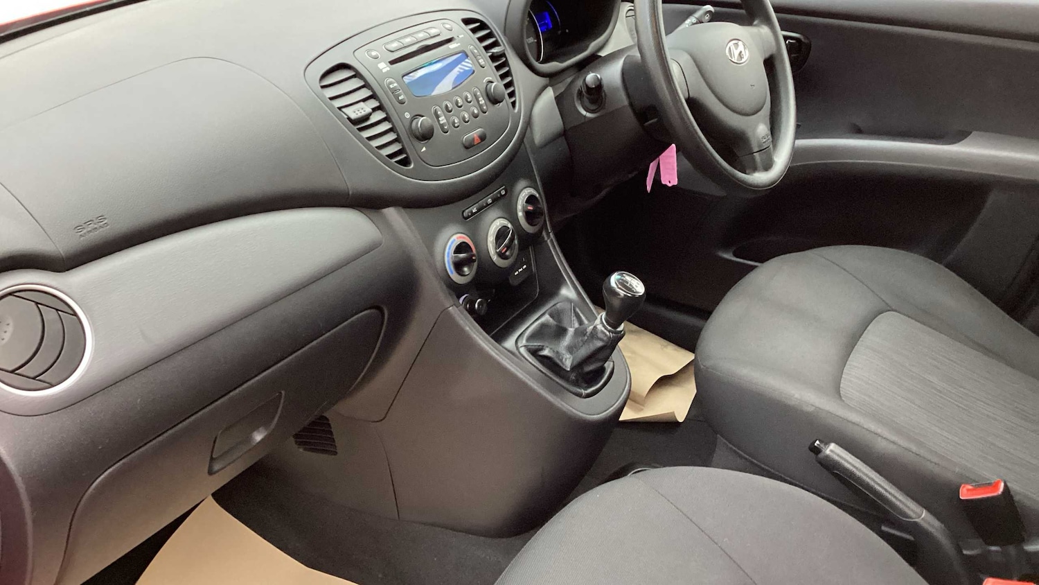 Used Hyundai i10 2013 for sale - 76524036: Photo 16