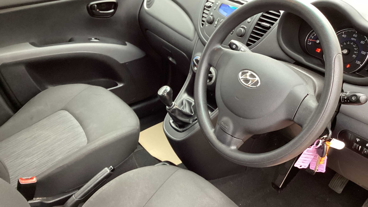 Used Hyundai i10 2013 for sale - 76524036: Photo 8