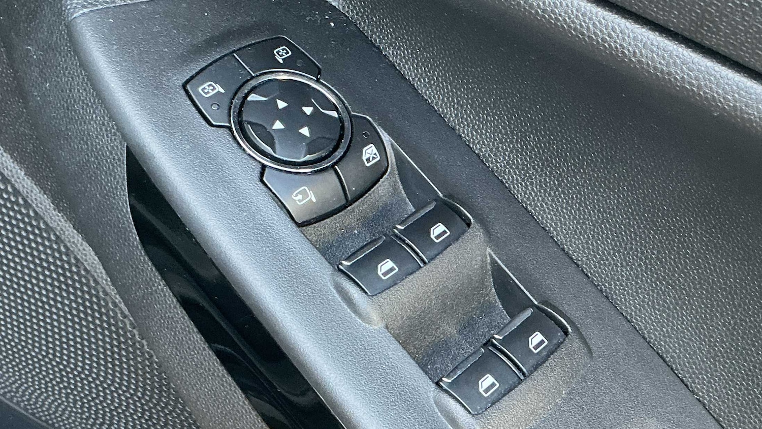 Used Ford Ecosport 2023 for sale - 76827654: Photo 9