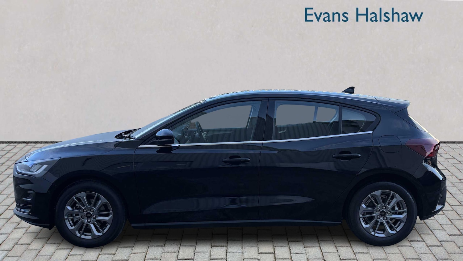 Used Ford Focus 2025 for sale - 77389940: Photo 3