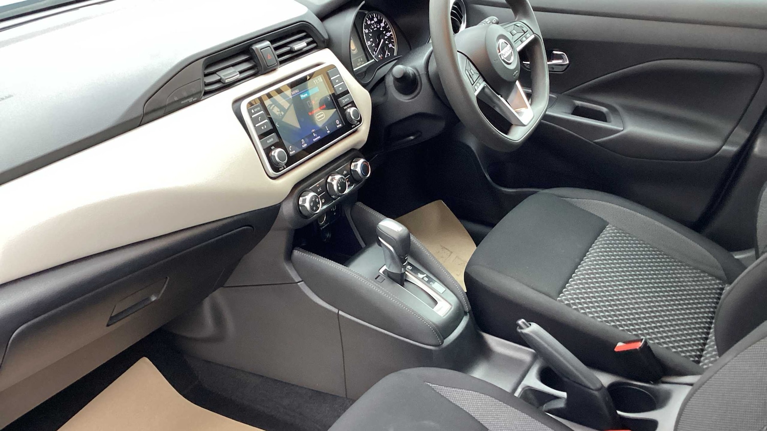 Used Nissan Micra 2021 for sale - 76435674: Photo 17