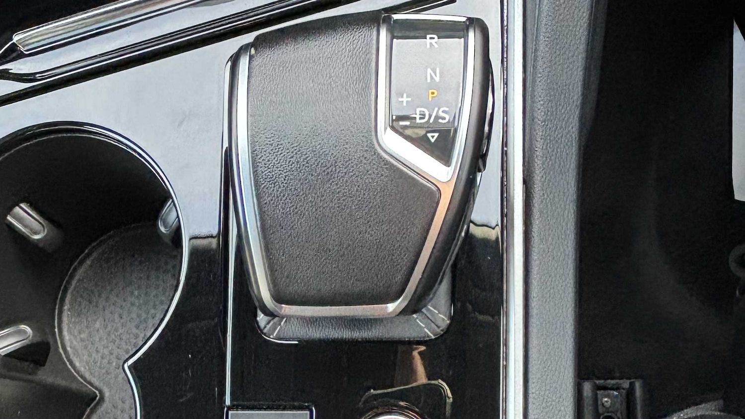 Used Volkswagen Touareg 2023 for sale - 77257166: Photo 10