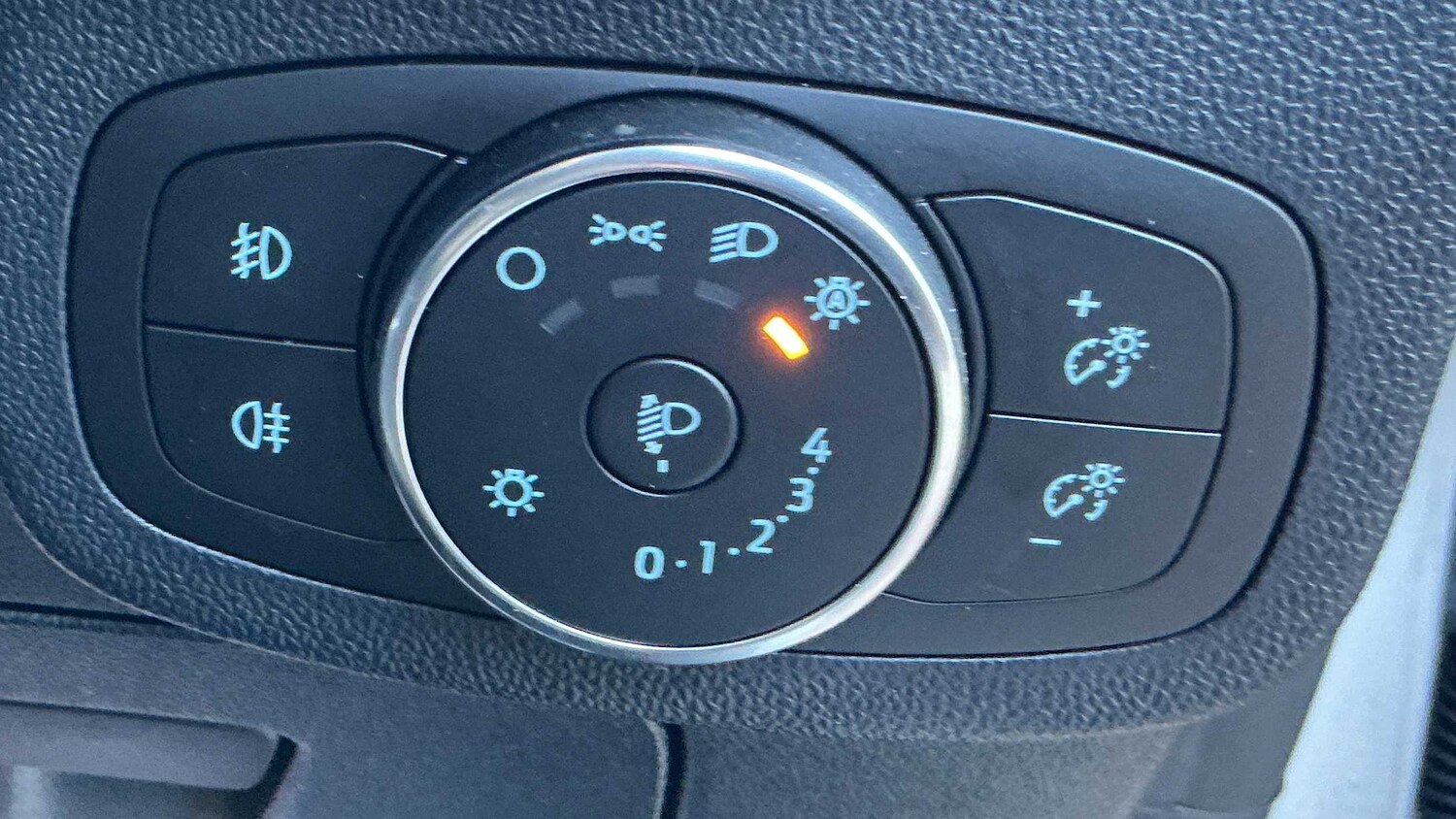 Used Ford Fiesta 2020 for sale - 76636644: Photo 21