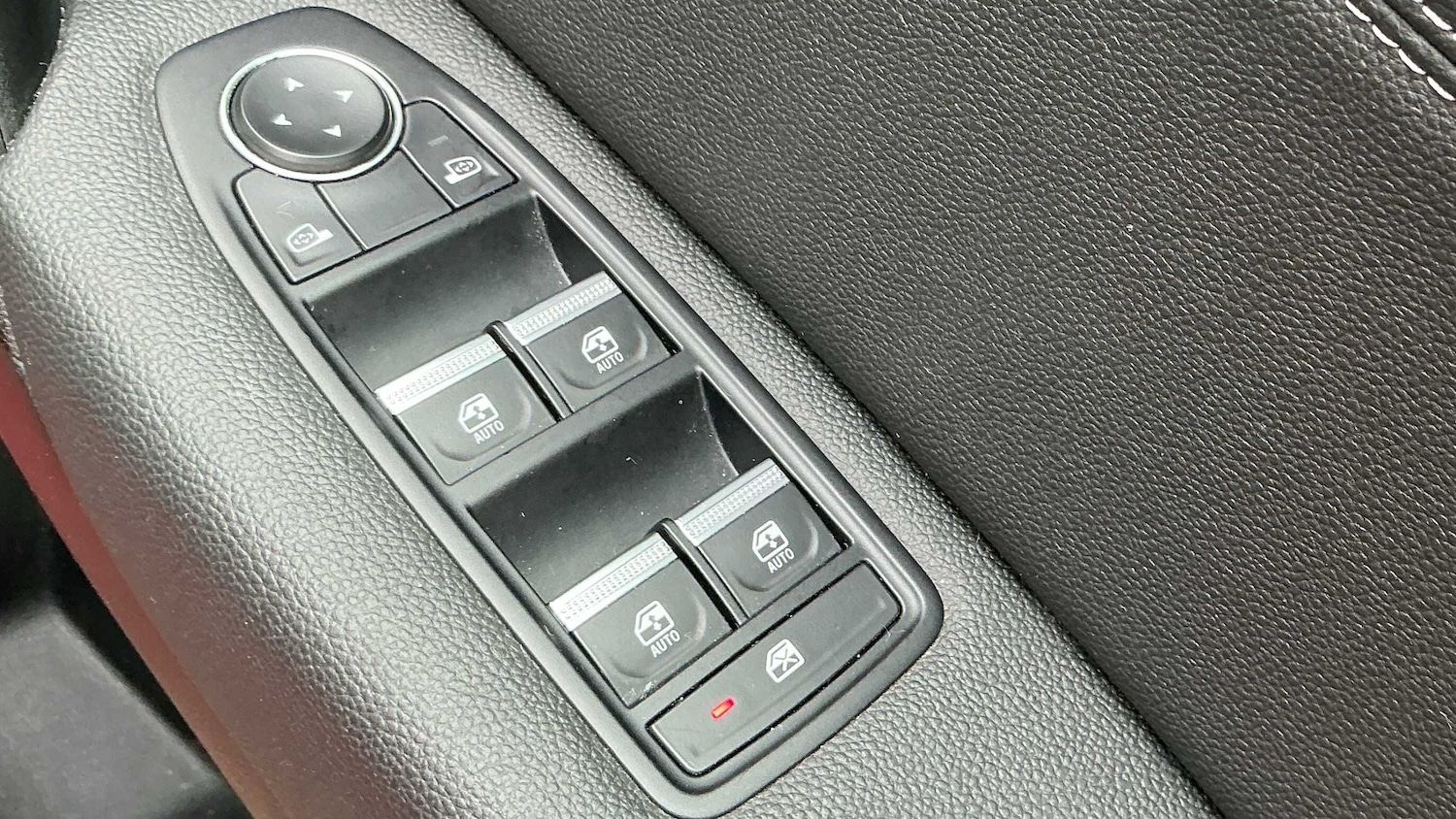 Used Renault Captur 2023 for sale - 76705238: Photo 10