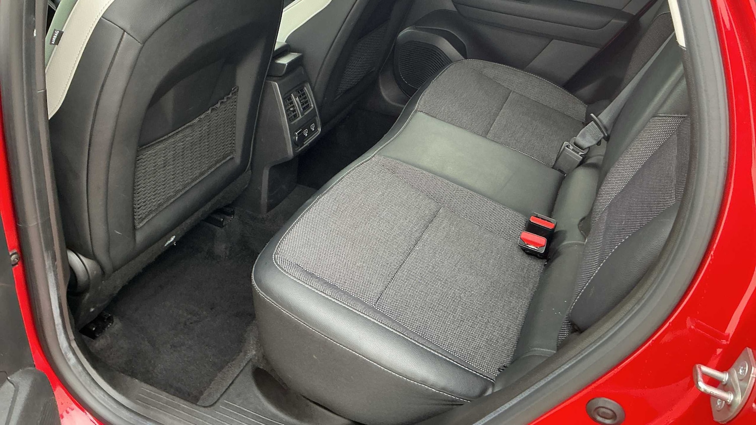 Used Renault Captur 2023 for sale - 76705238: Photo 18