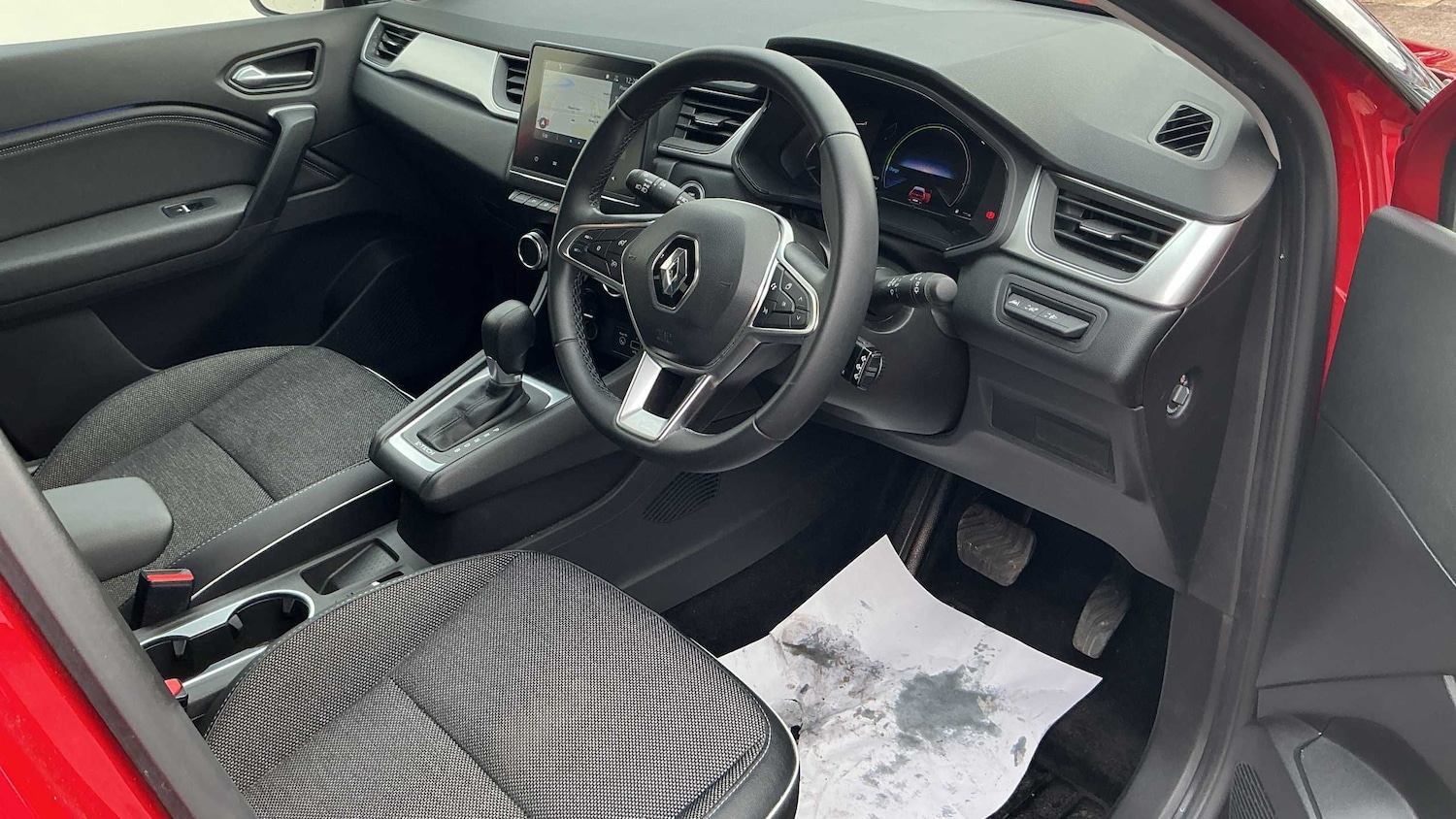 Used Renault Captur 2023 for sale - 76705238: Photo 9