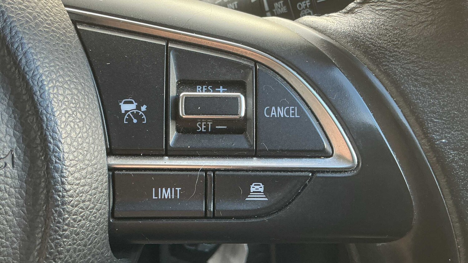 Used Suzuki Swift 2023 for sale - 76373722: Photo 20