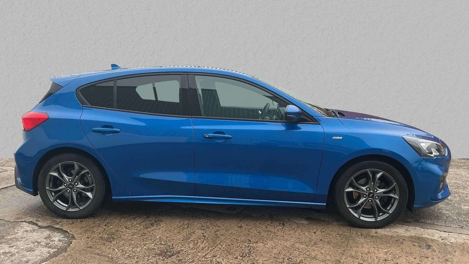Used Ford Focus 2019 for sale - 77112280: Photo 4