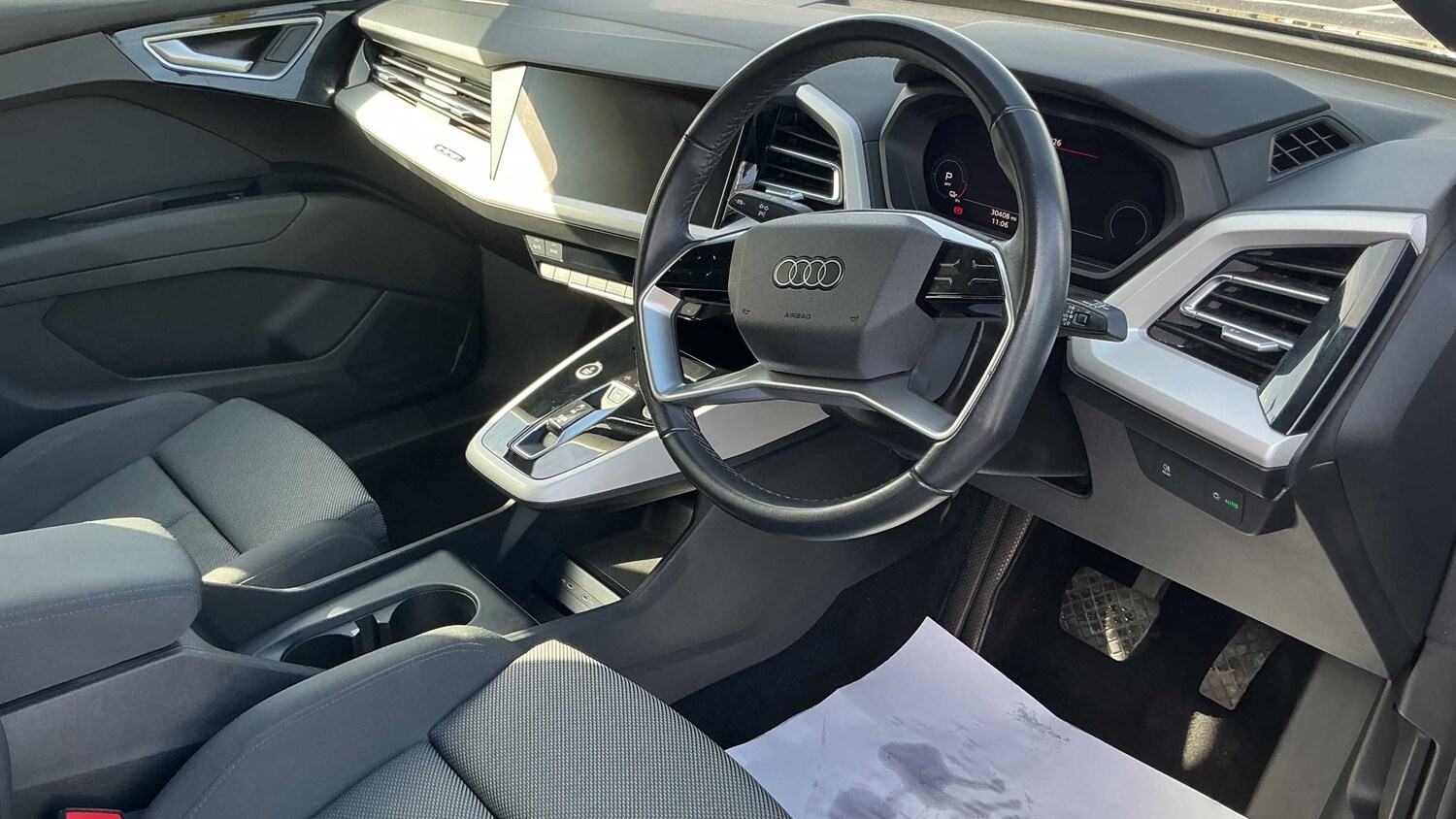 Used Audi Q4 e-tron 2023 for sale - 77885903: Photo 9