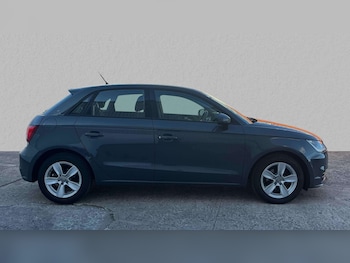 Used Audi A1 2018 for sale - 76524002: Photo