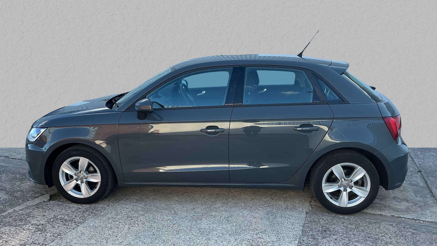 Used Audi A1 2018 for sale - 76524002: Photo 5