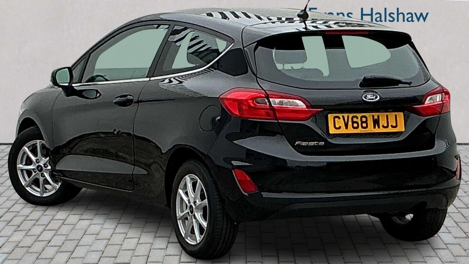 Used Ford Fiesta 2018 for sale - 76286265: Photo 2