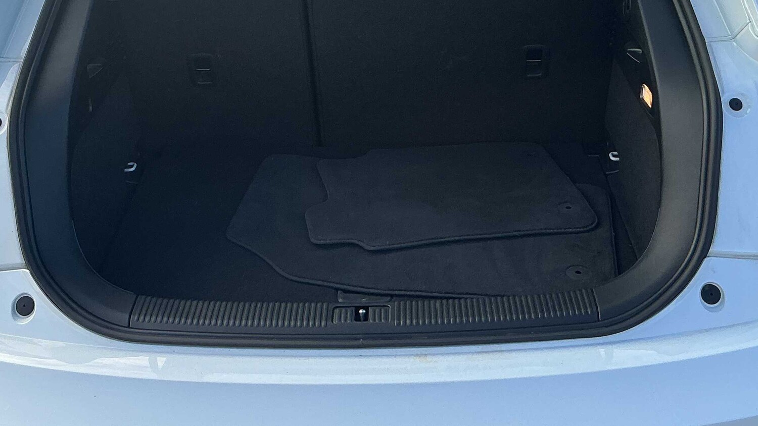 Used Audi A1 2015 for sale - 78104325: Photo 7