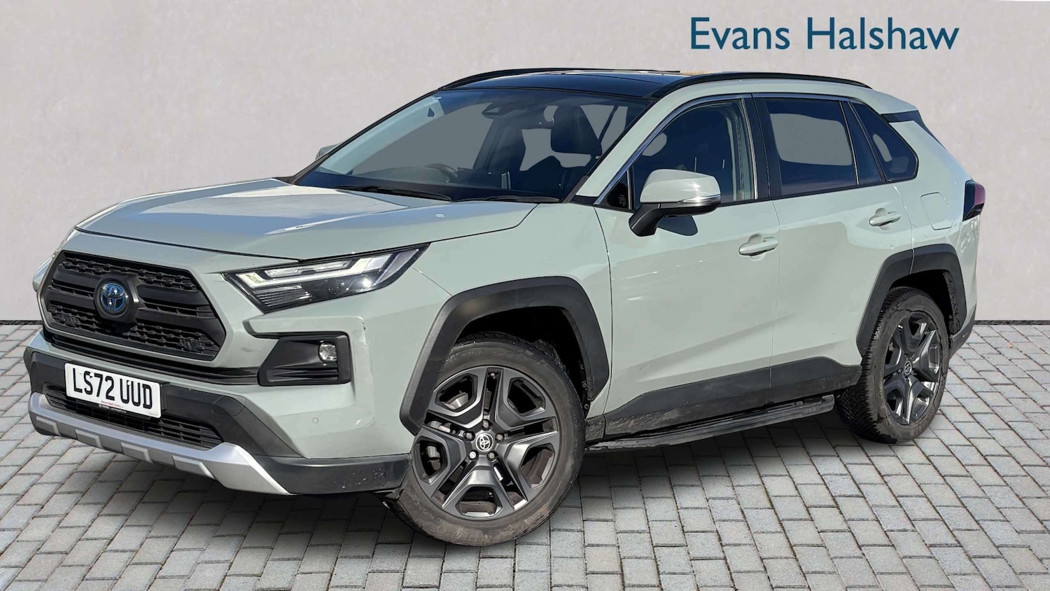 Used Toyota RAV4 2022 for sale - 77698728: Photo 2